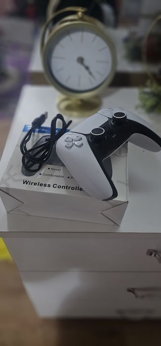 Vând/schimb ps4 slim cu o mulțime de jocuri