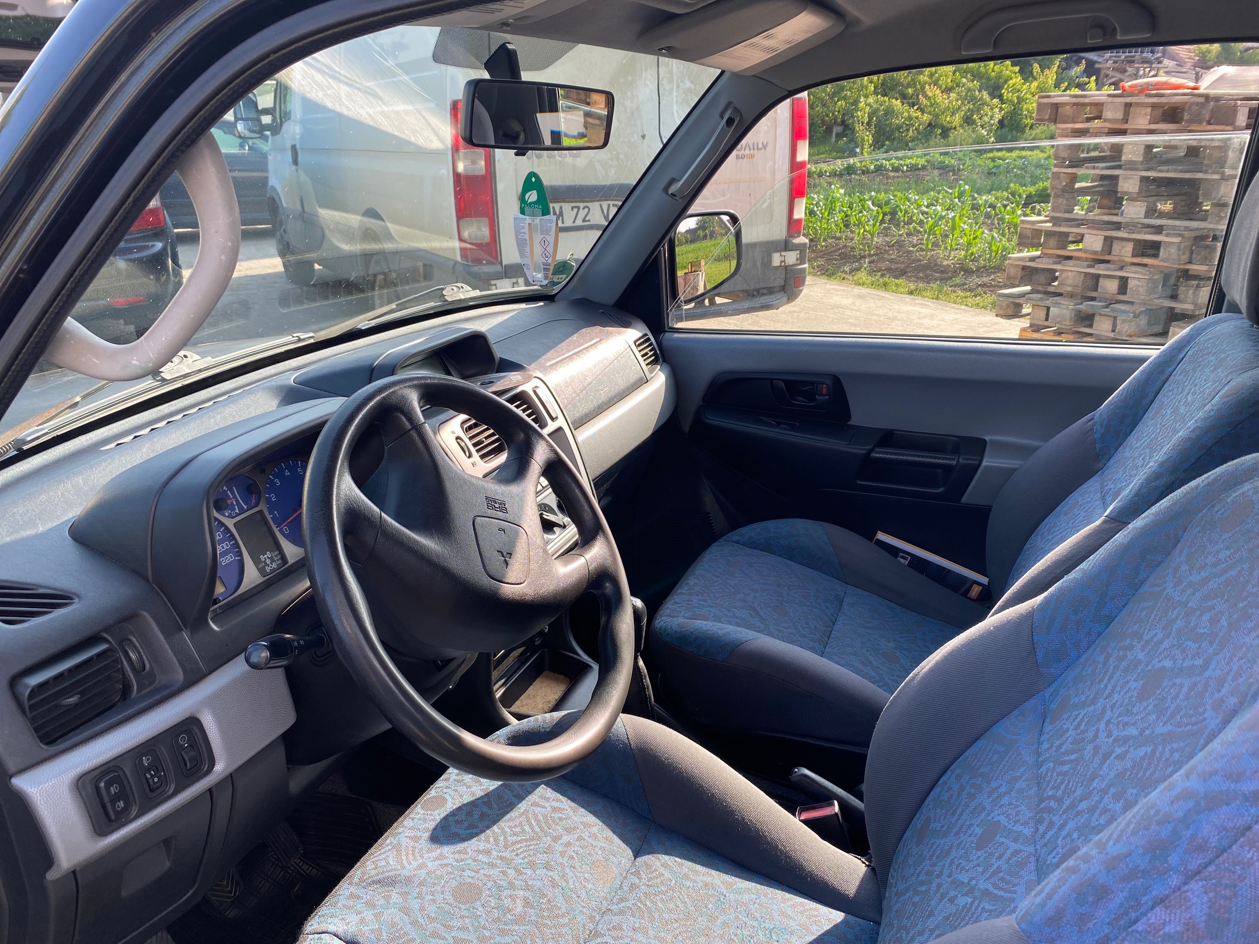 Vand Mitsubishi Pajero Pinin