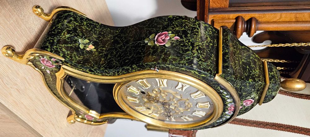 Ceas de semineu cu pendul Eluxa- Swiss 2