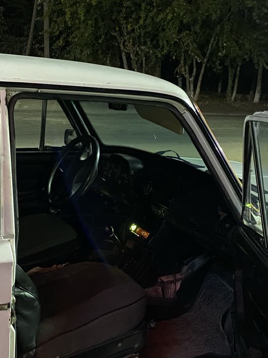 vaz 2106 sotiladi sroshni oladiganla tel qilsin