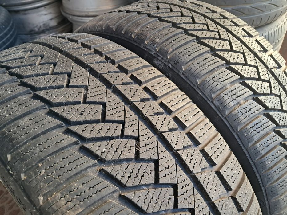 2бр. 225 40 18 XL Continental зимни гуми