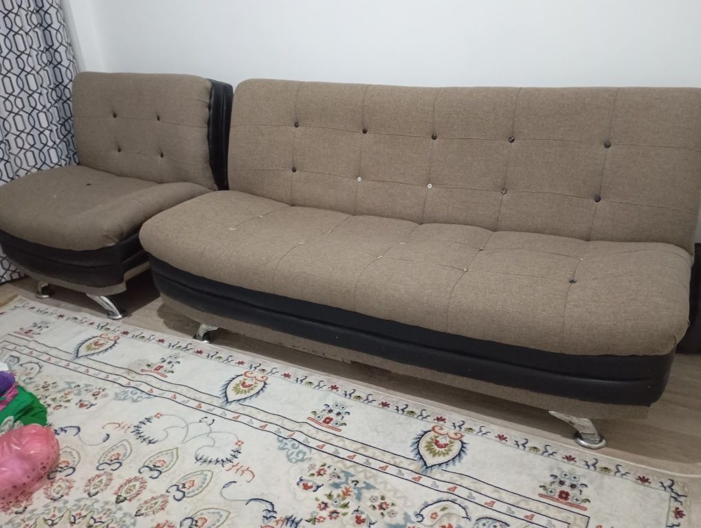 Диван и кресло продается