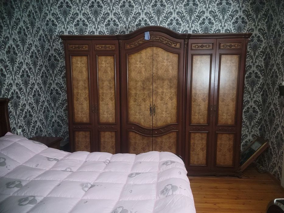 Spalni barcha shkaff mebeli bilan sotiladi arzonga