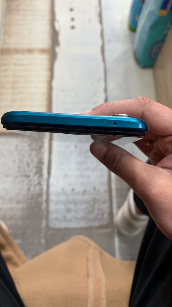 Realme 5 Pro. Model RMX1971