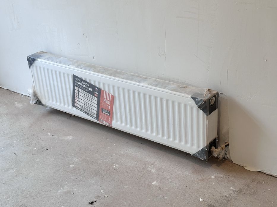 Стальной панельный радиатор 120см на 30