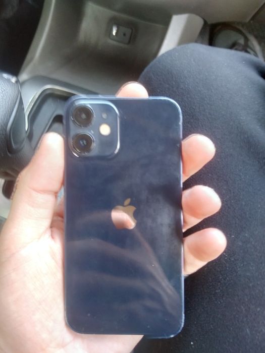 Iphone 12 mini 64 gbb
