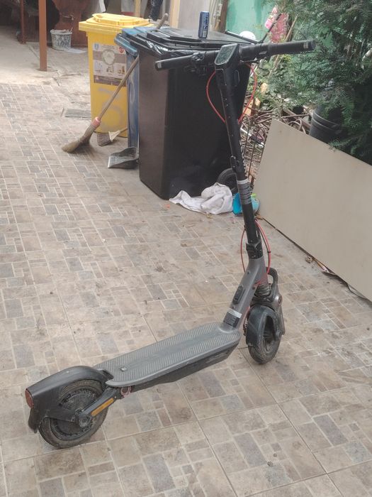 Trotinetă f3 pro segway