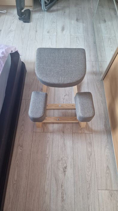 Scaun ergonomic, tip balansoar