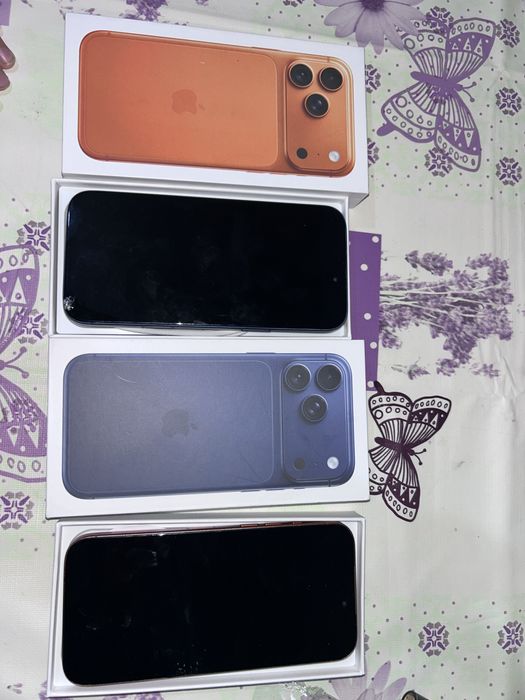 Vând urgent doua iphone 17 pro max