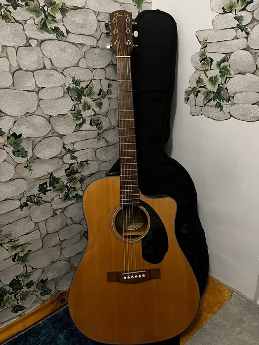 Fender CD-60SCE Natural Електро-акустична китара Дреднаут