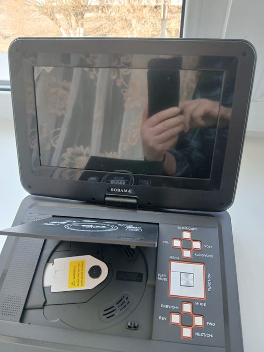 Продам новый DVD player
