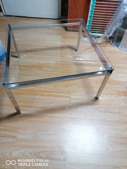 Хлна маса алуминий и стъкло