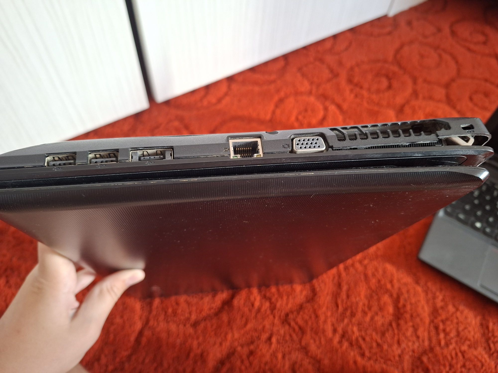 Лаптоп Lenovo G570