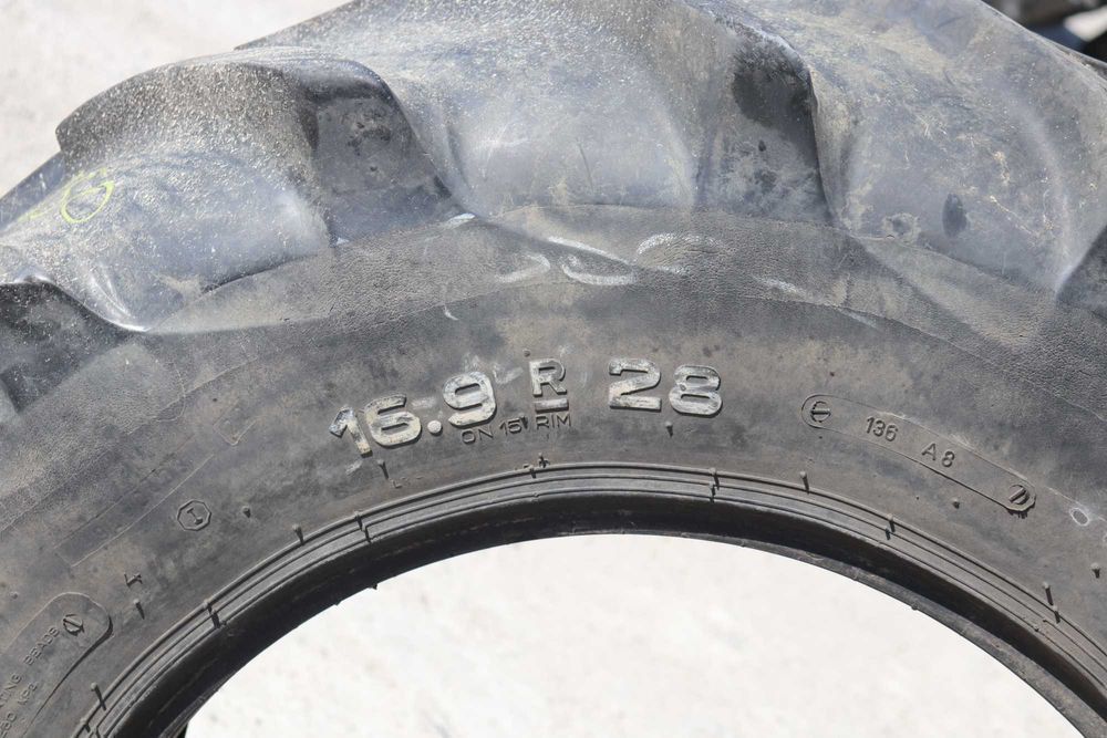Anvelope Tractor 340/85R24 Kleber Radiale SH Tractor New Holland