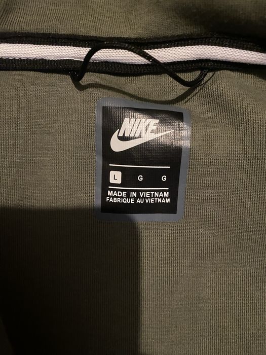 Продам кофту найк теч флис