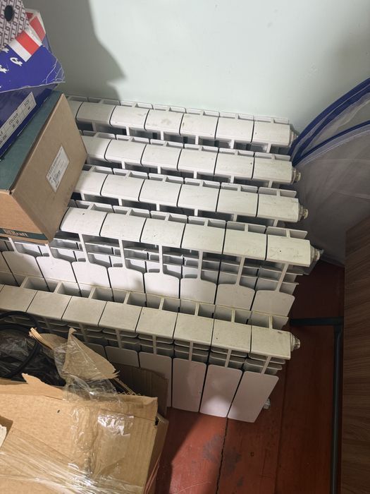 Продам батарей алюменивые очень хорошего качества толстосенные!