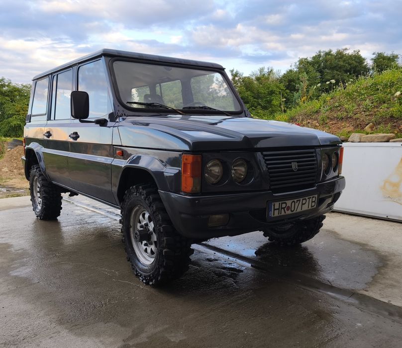 Vând ARO 11.4 2003