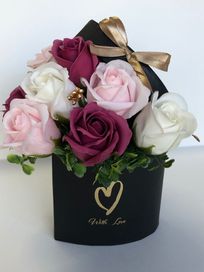 Букет от ароматни сапунени рози
