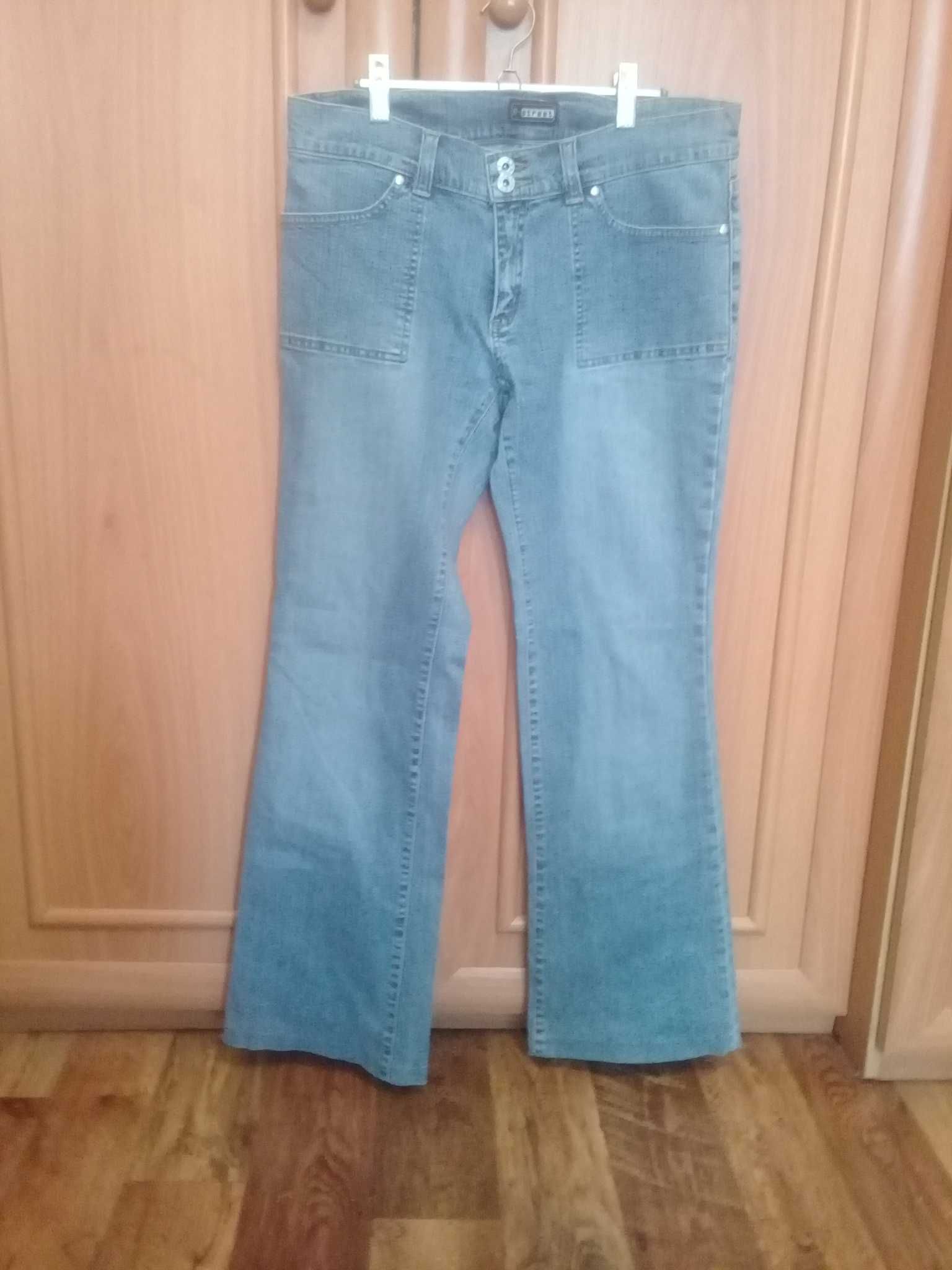 Женские джинсы б/у размер 40-42-44