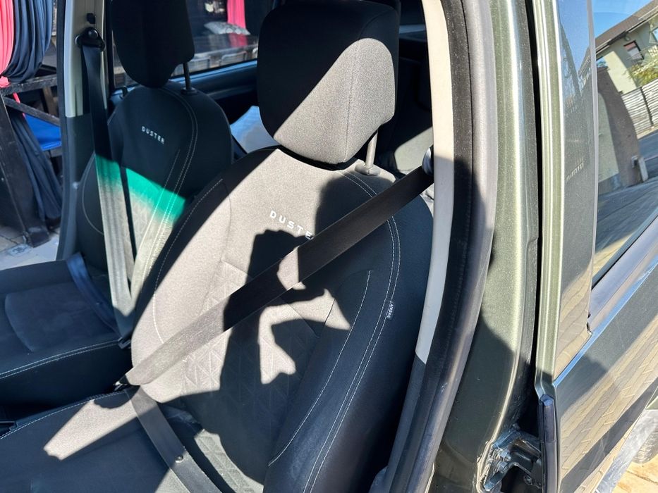 Dacia Duster 1.2 TCe 92 CP – 2014 – Euro 5 – Navigație / Senzori / AC