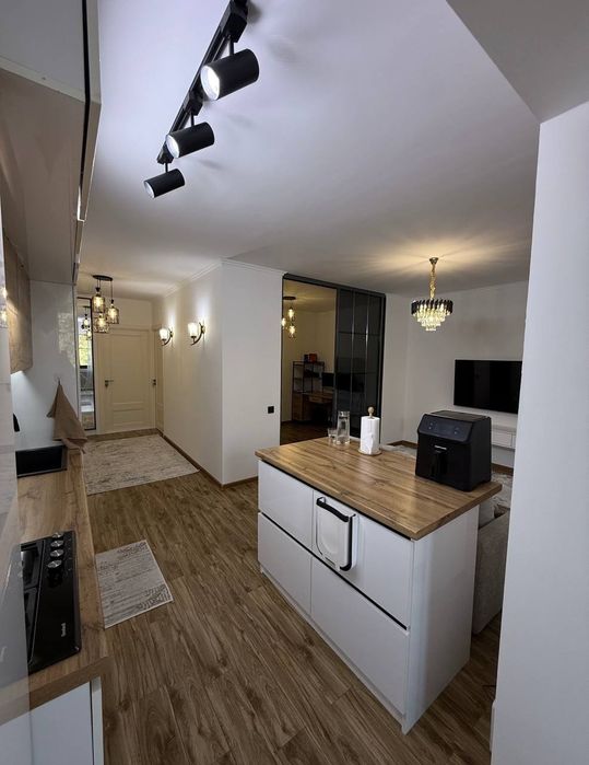 Срочно продается Глинка 2в3 комнатная 77серия 64м² евроремонт