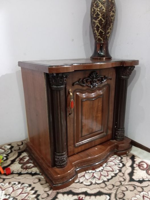 Мебель комплект яхши холатда