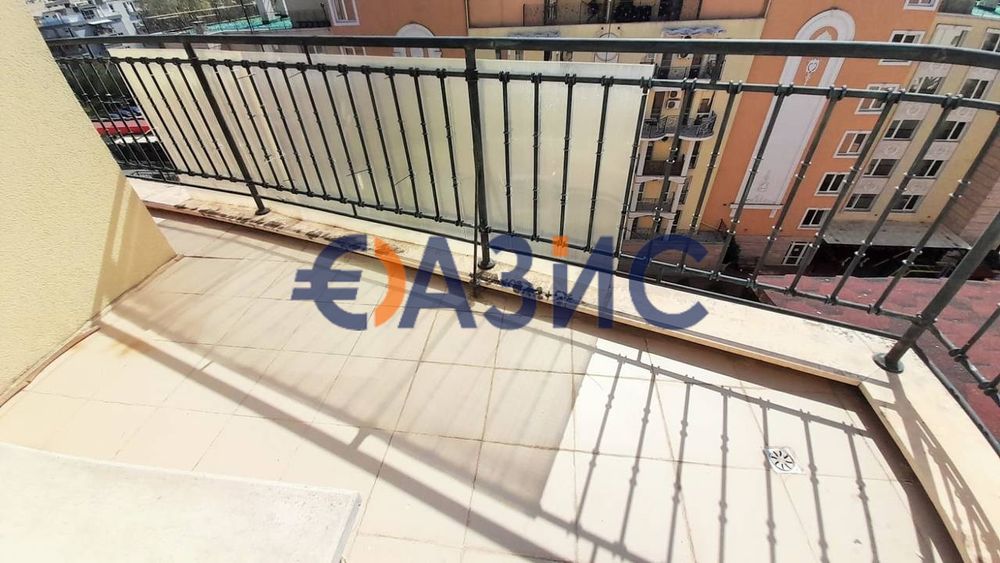 Продава се Тристаен апартамент в к.к. Слънчев бряг - 90 кв.м за 800 €/кв.м - Снимка #10