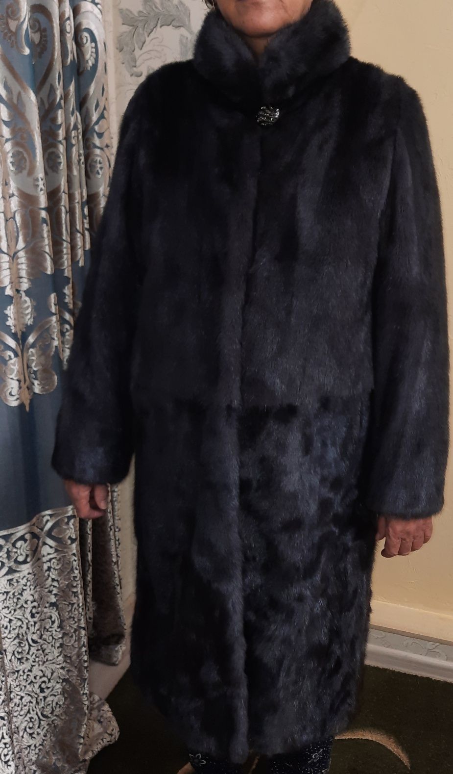 Продам норковую шубу
