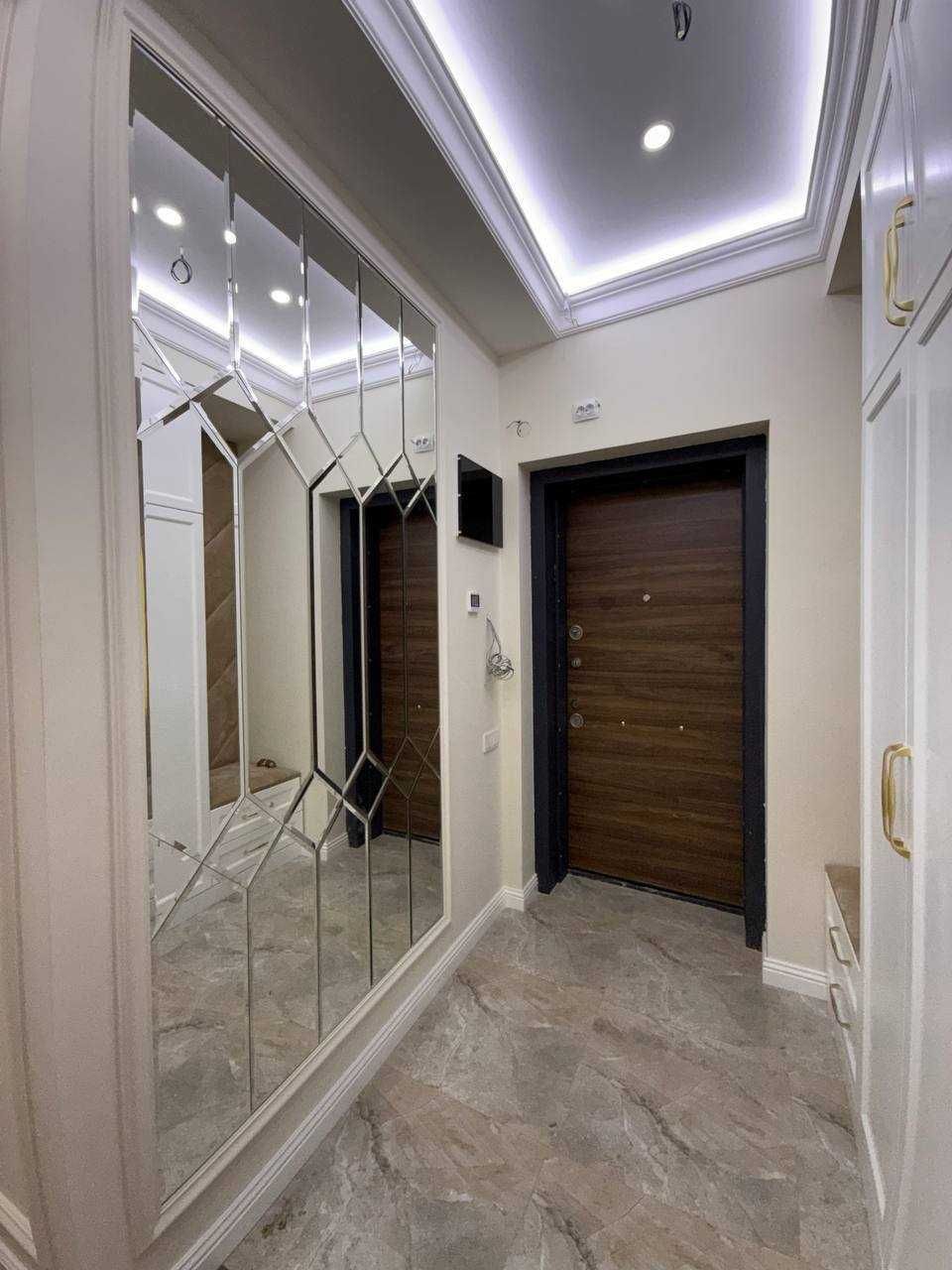 СРОЧНО продажа 3/5/8  ЖК Gardens, 107м2