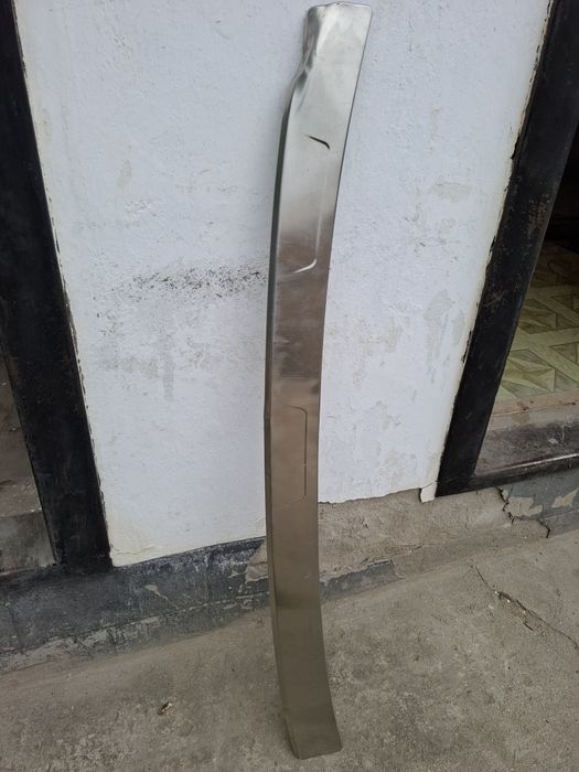 Продам накладка на задний бампер прадо 150