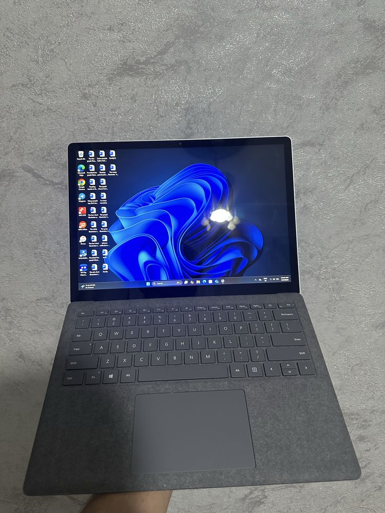 Microsoft surface laptop 3