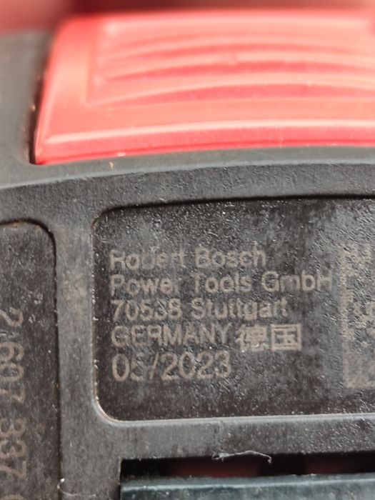 Батериu Bosch 18v 4Ah ,5Ah