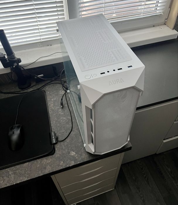 Геймърски Компютър / i7 8x3.90Ghz / 16GB RAM / RX570 8GB / 3TB