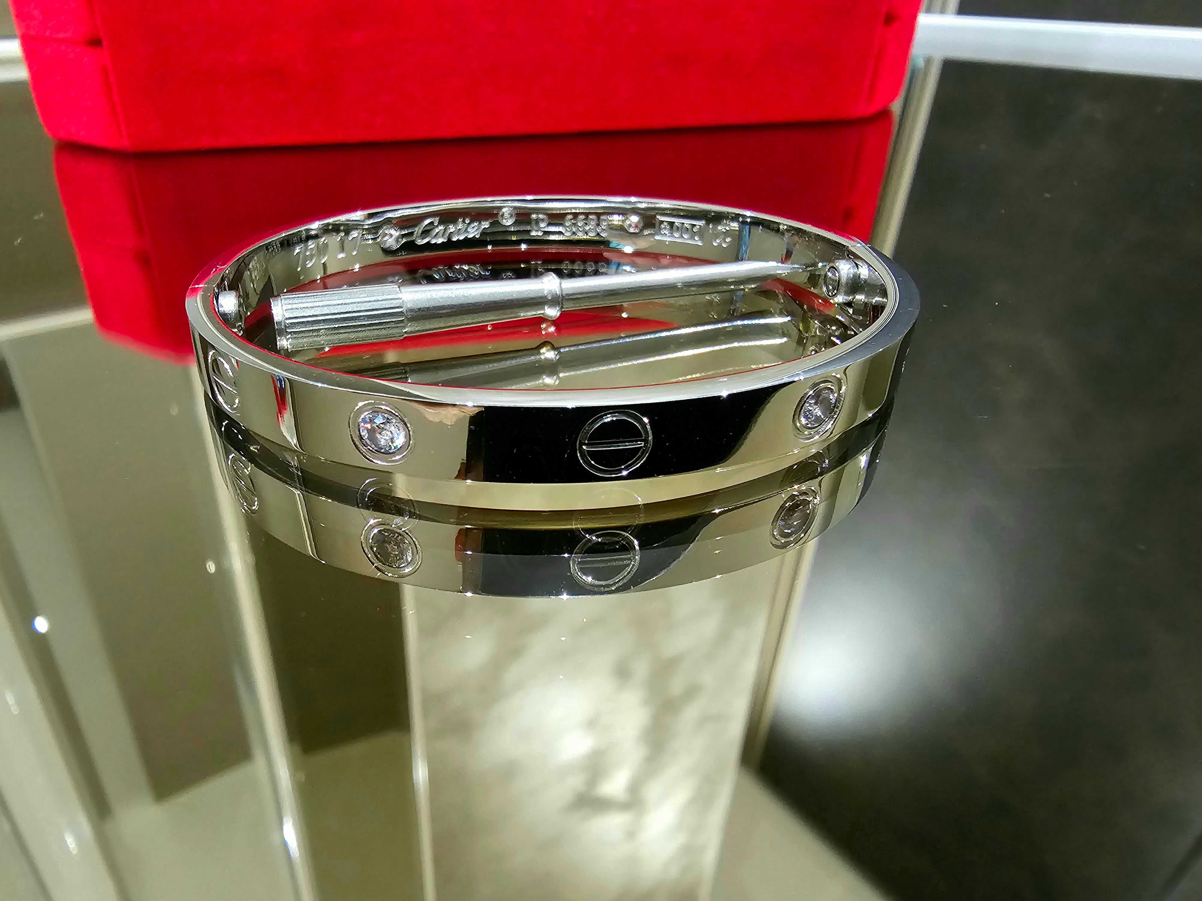 CARTIER Love White Gold 4 Diamonds Гривна с Отверка