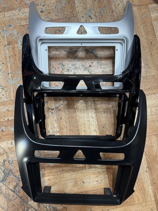 Cobilt tesla 10 manitorga ramka