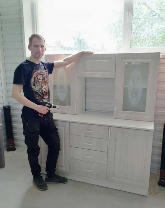 Сборка корпусной мебели, ухонные гарнитуры, стеллажи, угловые шкафы