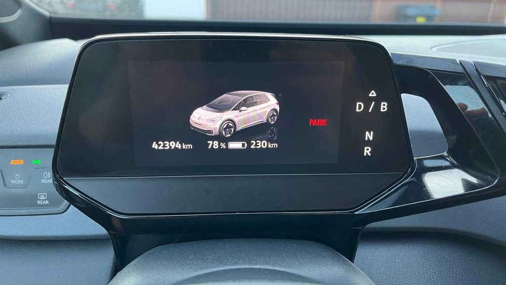 Volkswagen ID 3 Pure 45 kWh ,110 KW/150 CP