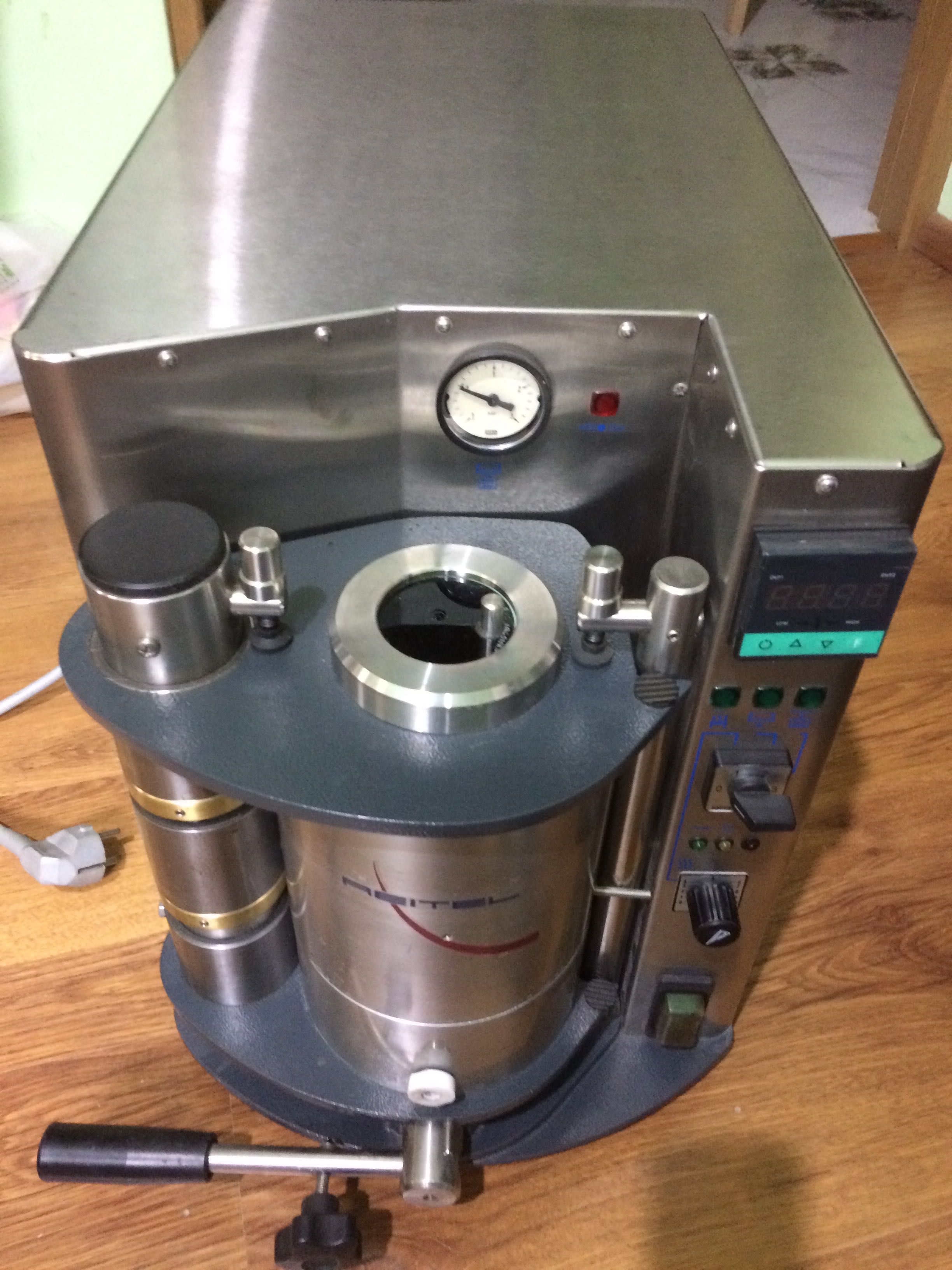 Castomat Reitel Induret Compact Induction Casting Machine,