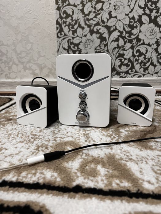 Музыкальная колонка, гарнитура, домашний кинотеатр