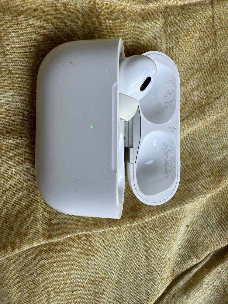 Casti Bluetooth Apple AirPods PRO 2 Model A2700