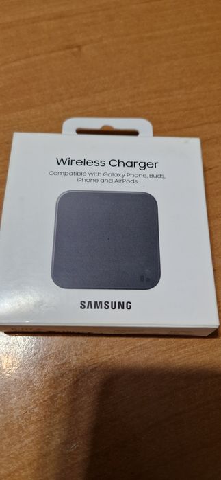 Безпроводная зарядка Samsung