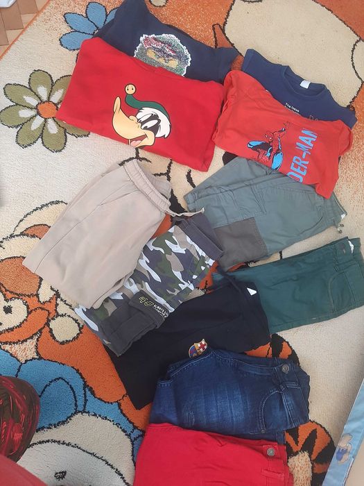 Дрехи за момченца до 8г