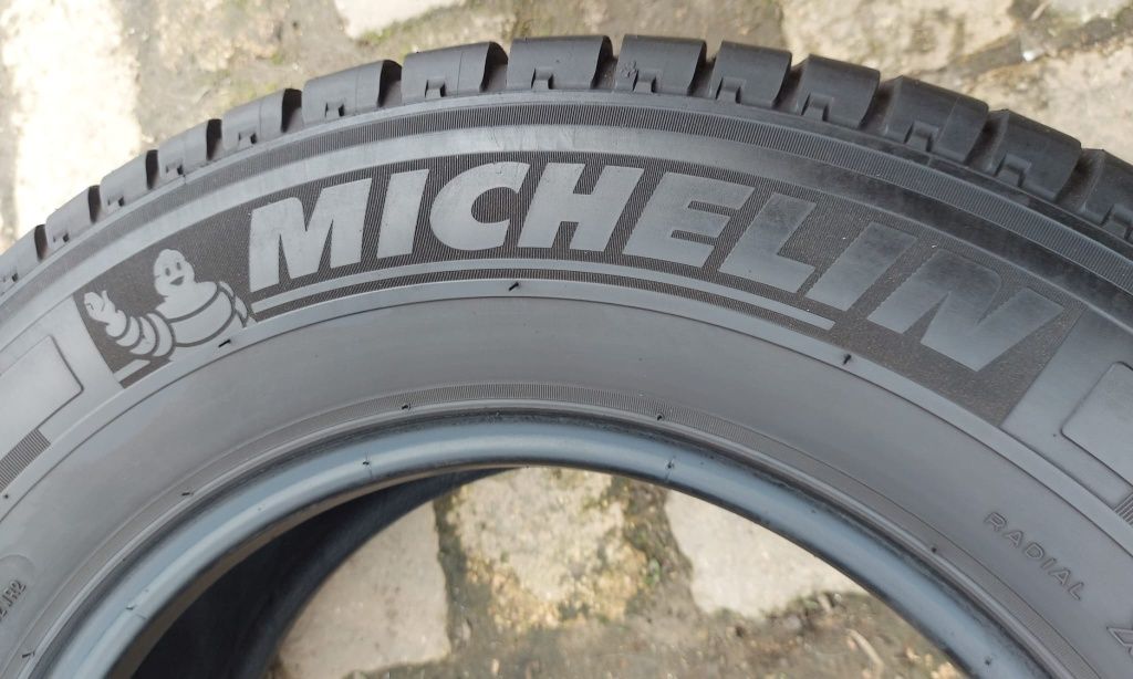 Set 4buc 235/65 R16C Michelin Agilis vară