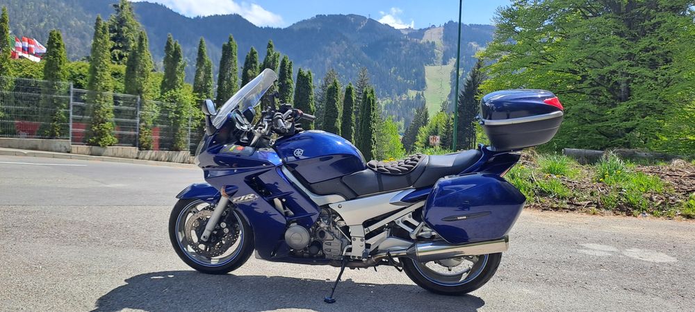 Motocicleta yamaha FJR 1300