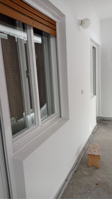 Apartament cu 3 camere si garaj, zona centrala