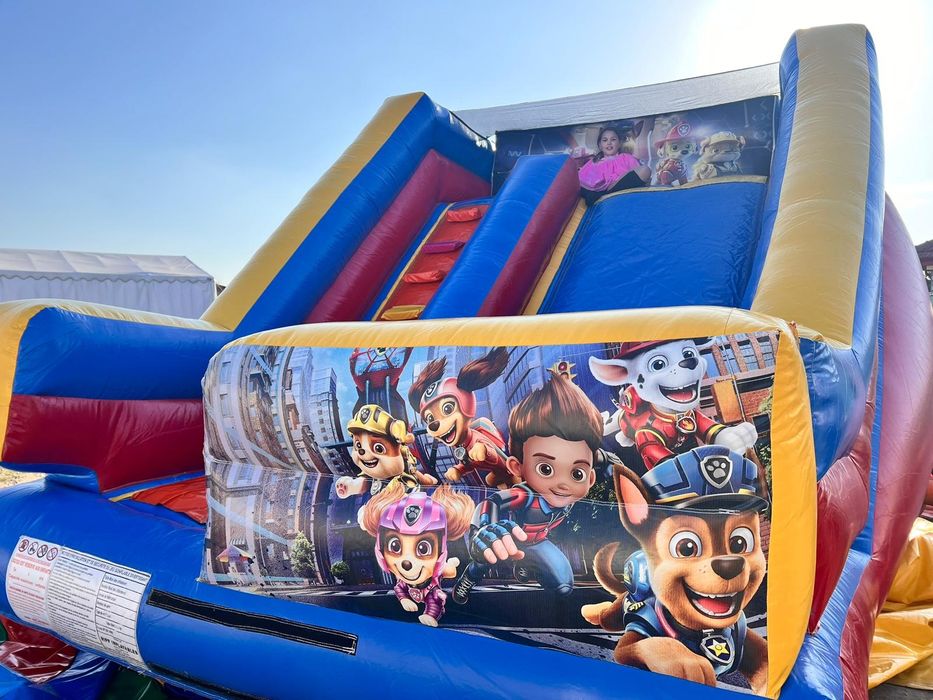 Topogane (tobogane) gonflabile profesionale de închiriat