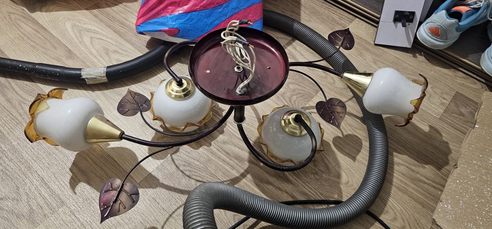 Люстра в комнату