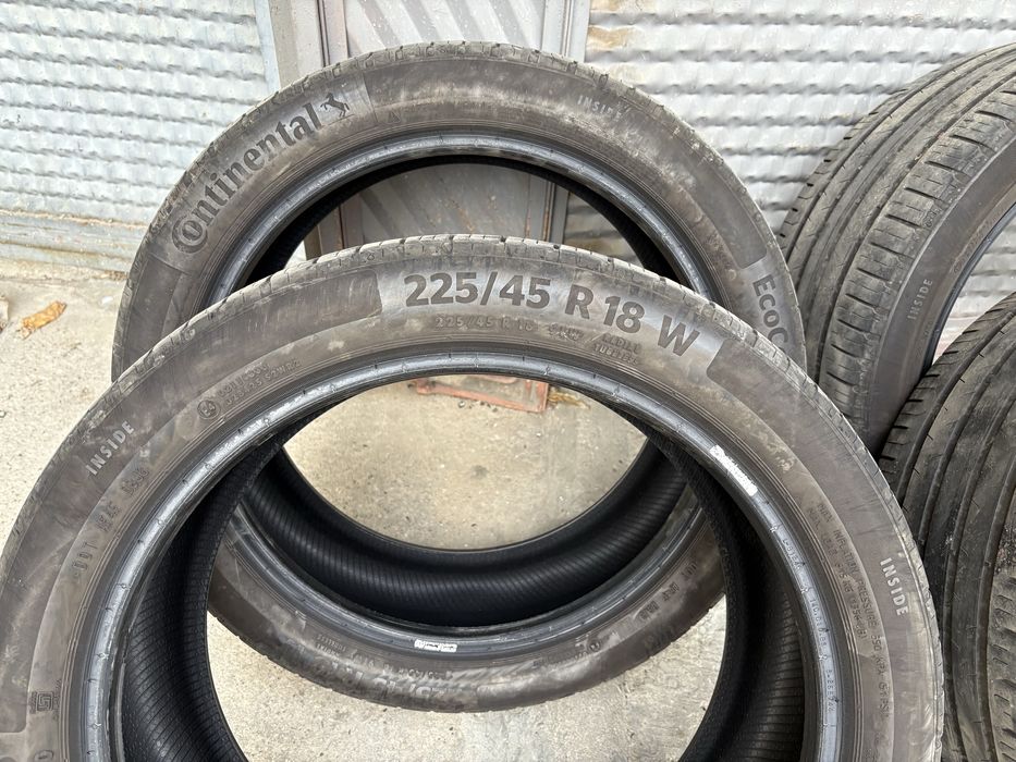 4 броя Континентал летни 24г. Предни 225/45/18 Задни 245/40/18