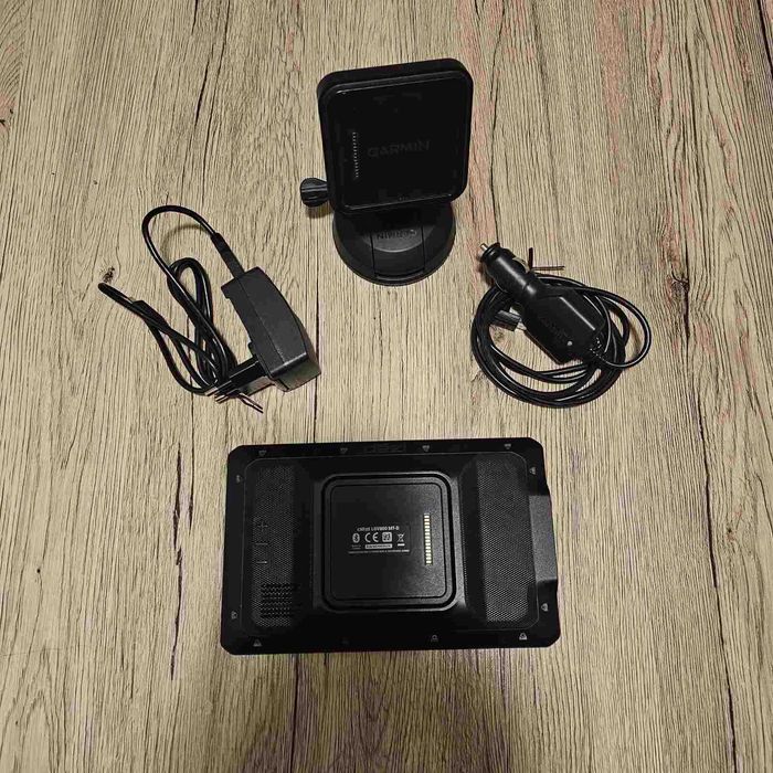 GPS Навигация за камион Garmin Dezl LGV800 MT-D