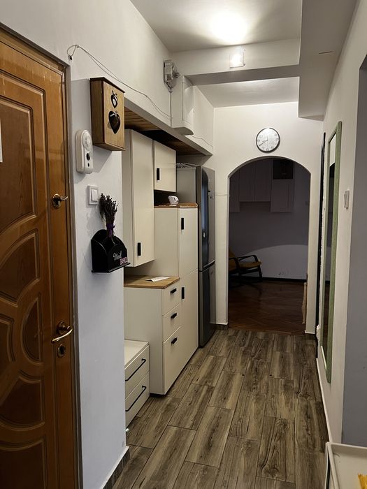 Apartament 3 camere Podul Ros